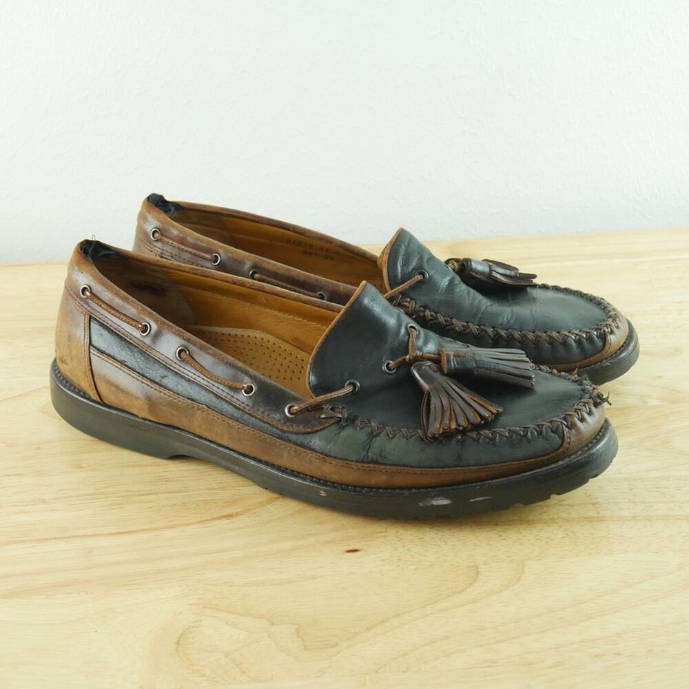 Vintage Cole Haan Tassel Loafers 11 THRASHED Boat Shoes Leather Old Money Preppy
